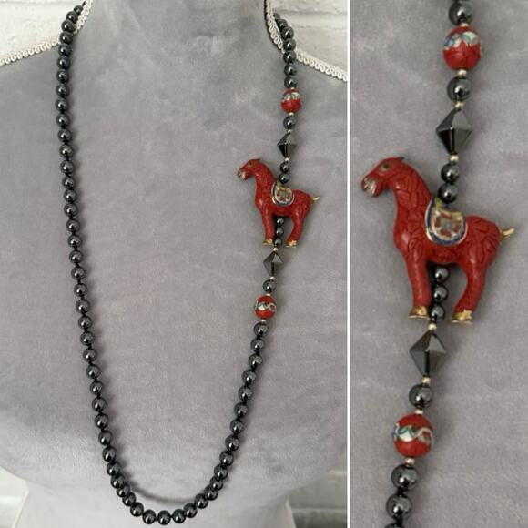Vintage Carved Cinnabar Cloisonné Enamel Horse Hematite Beaded Necklace - Picture 1 of 7
